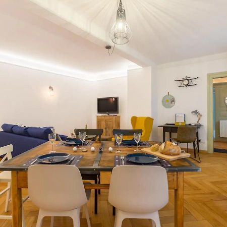 Colmar Appt familial à 3 min du centre - parking gratuit - Une chambre et 5 pers Esterno foto
