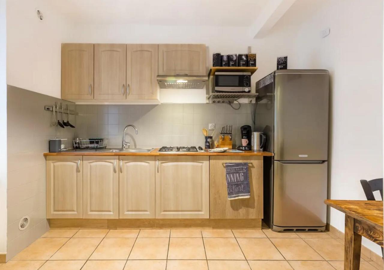 Colmar Appt familial à 3 min du centre - parking gratuit - Une chambre et 5 pers Esterno foto