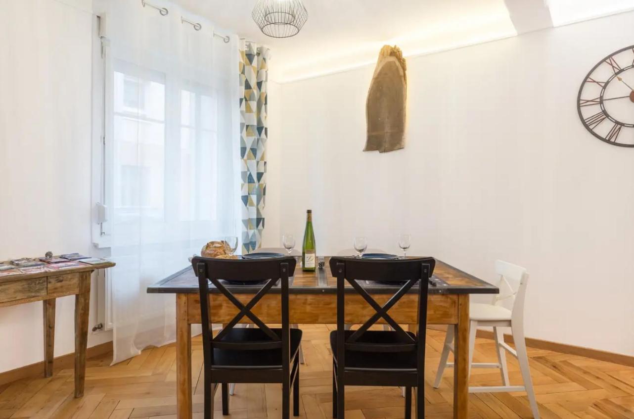 Colmar Appt familial à 3 min du centre - parking gratuit - Une chambre et 5 pers Esterno foto