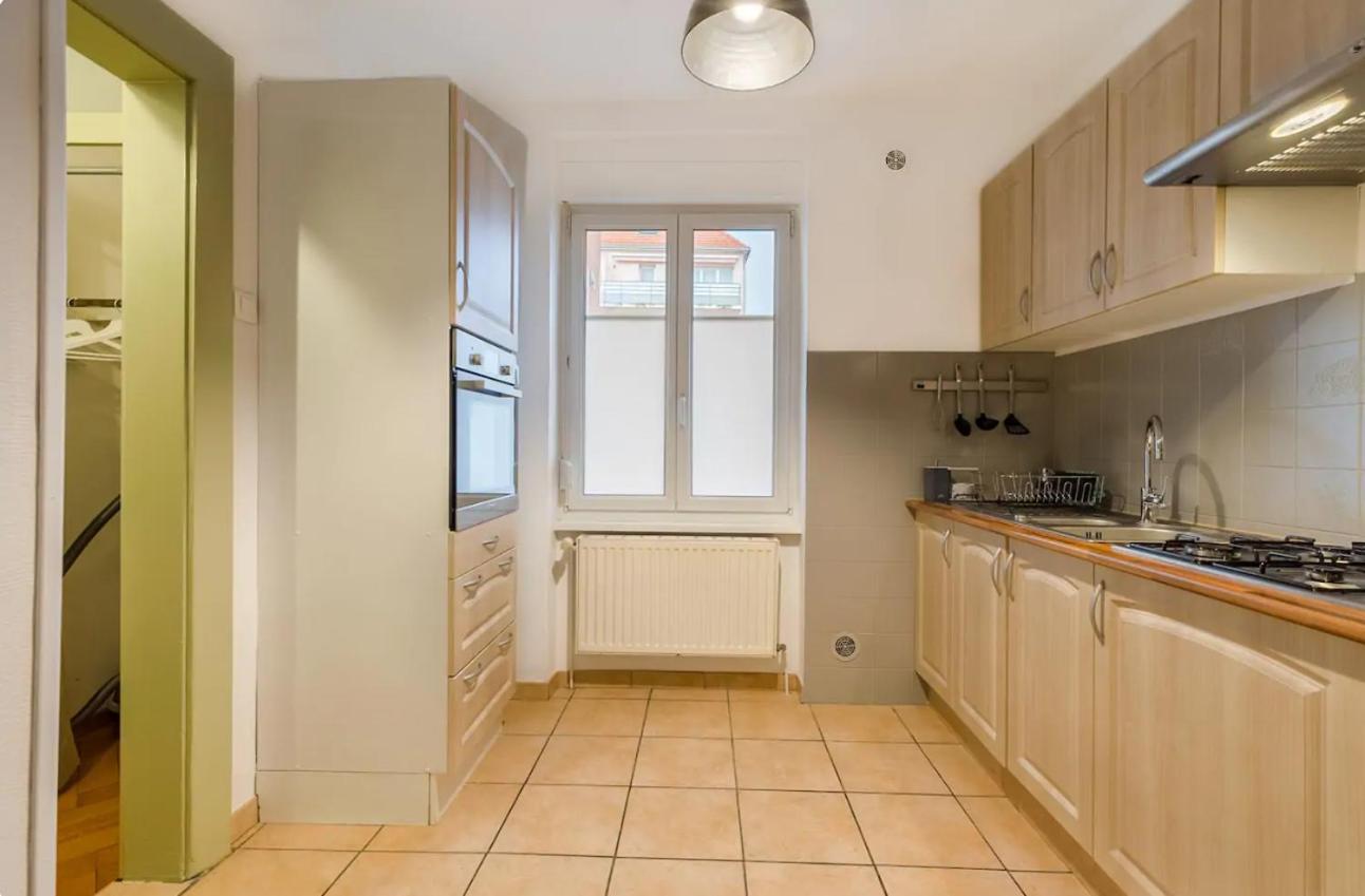Colmar Appt familial à 3 min du centre - parking gratuit - Une chambre et 5 pers Esterno foto